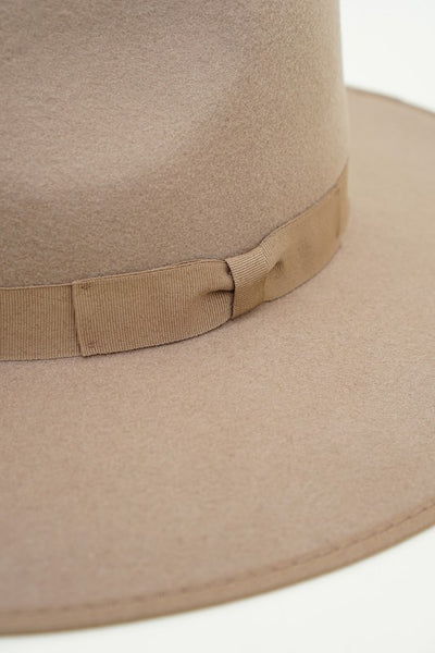 Monica Hat (Pecan)