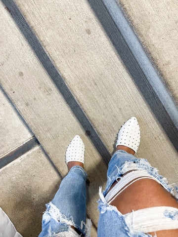 Travis Slides - Sunflower Story Boutique