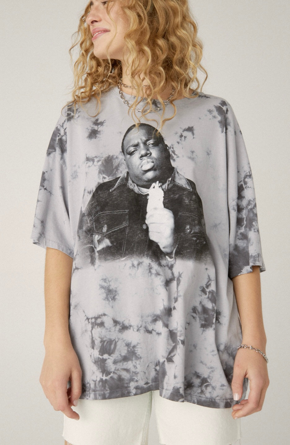 Biggie Graphic Tee - Sunflower Story Boutique